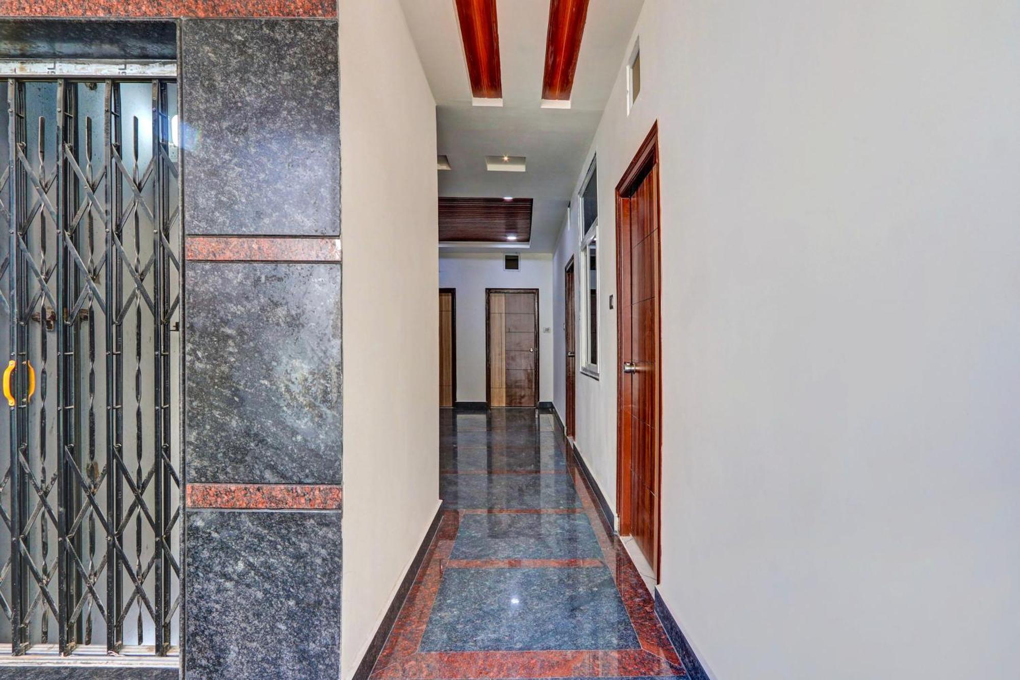 Super Collection O Gachibowli Phase 2 Near Isb Hotel Kültér fotó